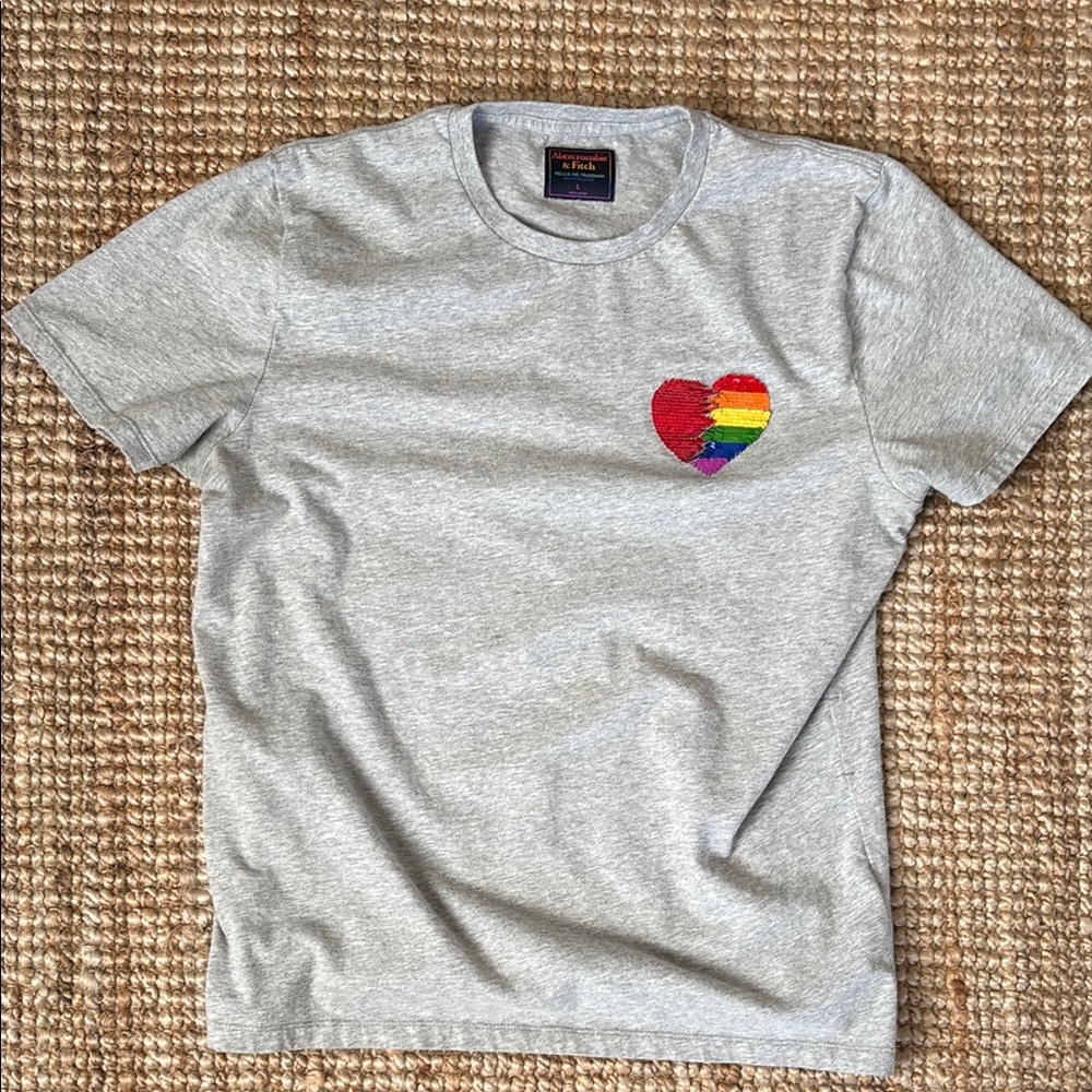 Abercrombie Gray T-Shirt with Rainbow Heart